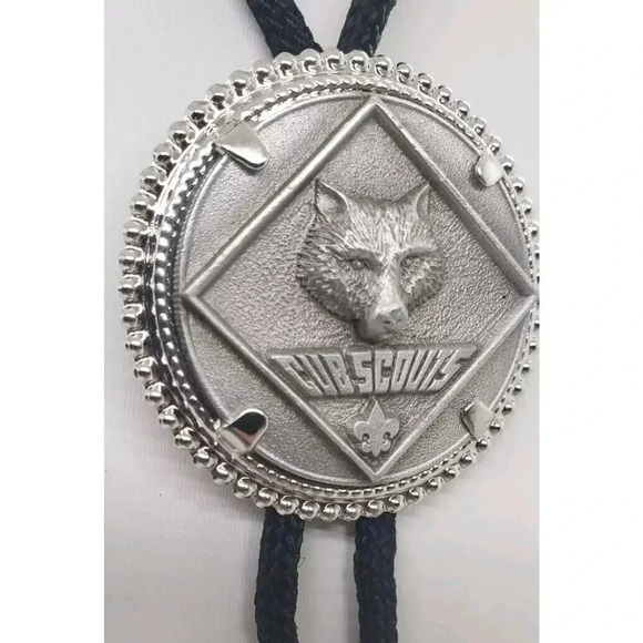 Boy Cub Scout ADULT LEADER Bolo Tie Slide BSA Uniform Official - Picture 2 of 4